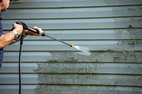 Showcase your Kelowna area power washing & window washing services to local consumers.