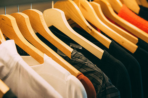 Advertise your online apparel store to local Kelowna area customers.