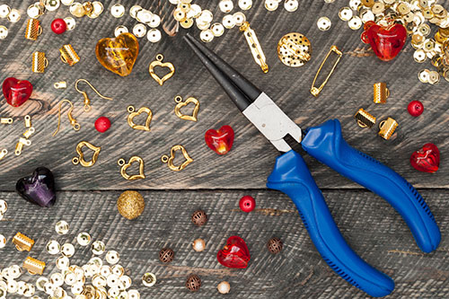 Advertise your hand-made jewellery business to local Kelowna area customers.